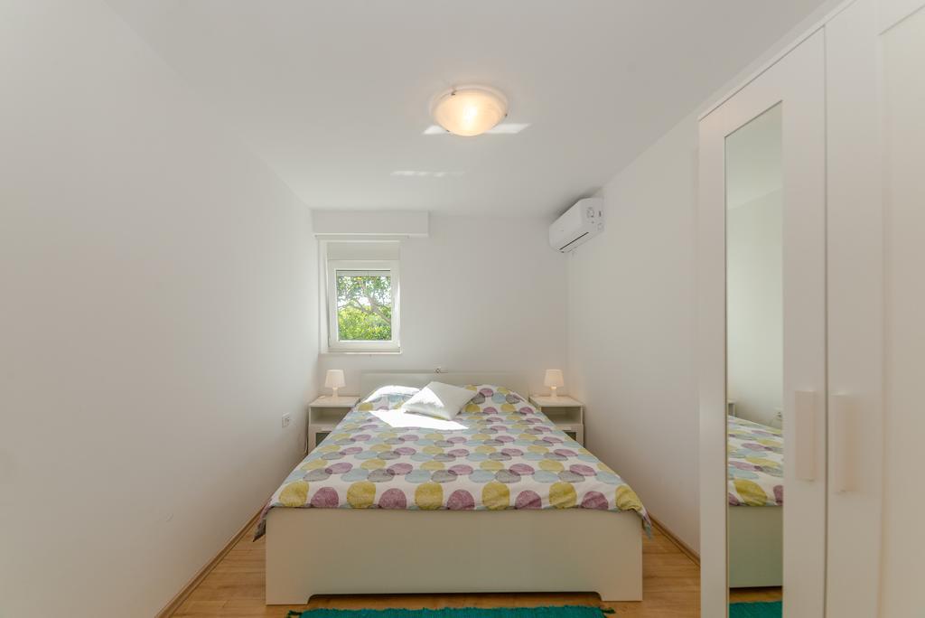 Apartment Robinson Podvrsje 외부 사진