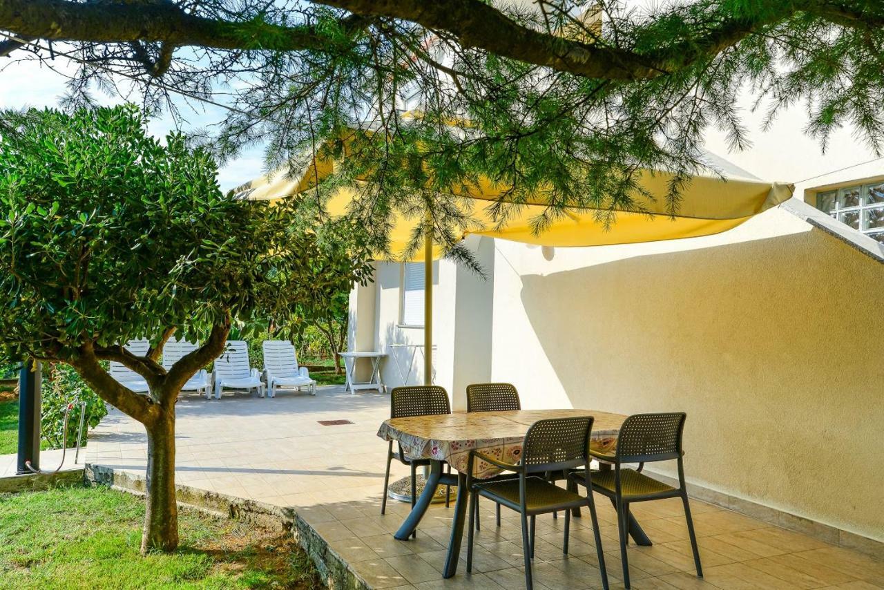 Apartment Robinson Podvrsje 외부 사진